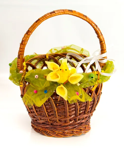 Decorato cesto di Pasqua — Foto Stock