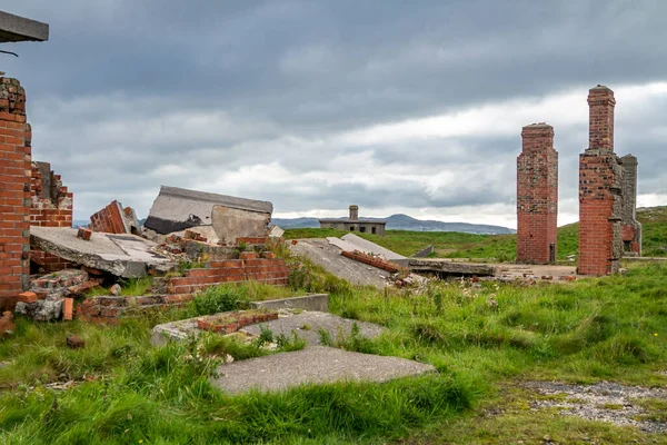 The ruins of Lenan Head fort at the north coast of County Donegal, Ireland. — Stock Photo, Image