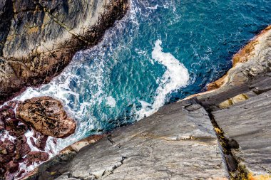 Donegal İlçesi 'ndeki Dawros kıyı şeridinin havadan görüntüsü - İrlanda