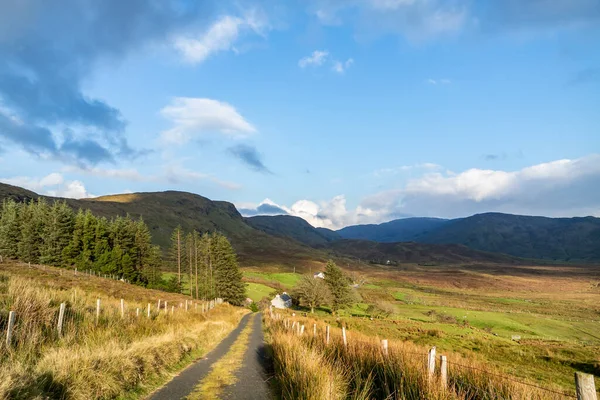 Entre Tymeen y Meenaguse en las montañas Bluestack en Donegal - Irlanda — Foto de Stock