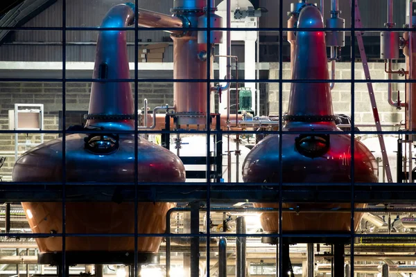 Koppar stillbilder i Ardara för produktion av irish Whiskey — Stockfoto