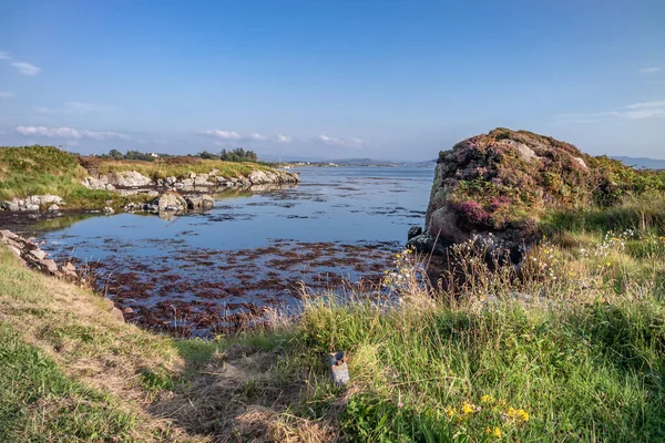 Krásné pobřeží v Burtonportu, hrabství Donegal - Irsko — Stock fotografie