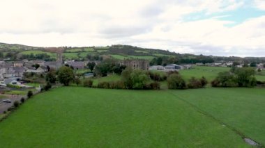 İrlanda Donegal 'deki Raphoe şatosunun kalıntıları.