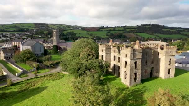 De overblijfselen van Raphoe kasteel in county Donegal - Ierland — Stockvideo