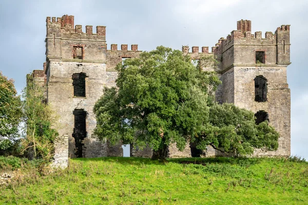 Restos do castelo de Raphoe no condado de Donegal - Irlanda — Fotografia de Stock