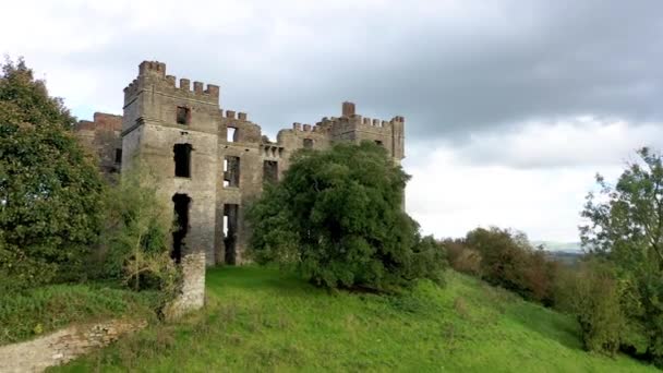 I resti del castello di Raphoe nella contea di Donegal - Irlanda — Video Stock