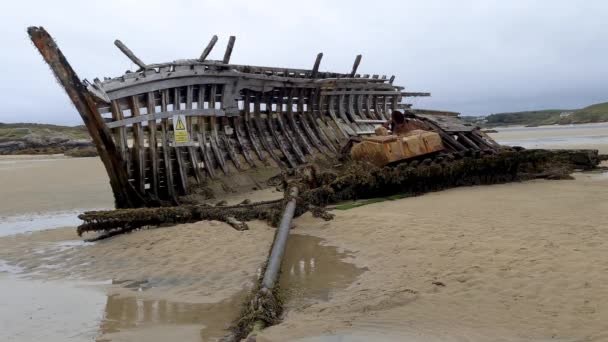 Bad Eddie in Bunbeg, Donegal megye - Ír Köztársaság — Stock videók