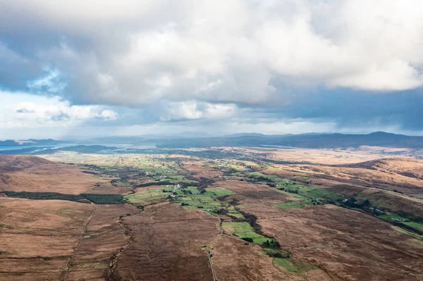 Gortnalake ve Creeslough County Donegal 'deki Muckish Dağı' ndan görüldü.