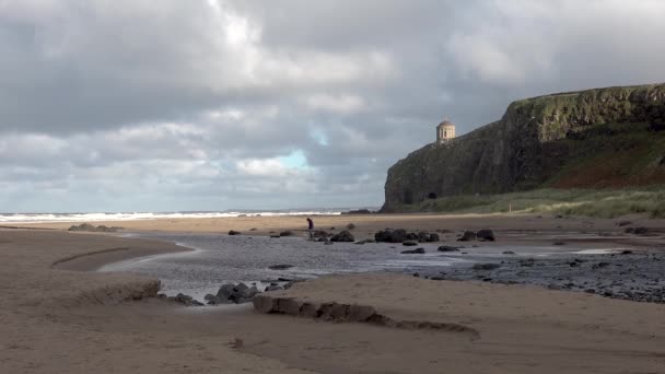 Der schöne Downhill-Strand in der Grafschaft Londonderry in Nordirland — Stockvideo