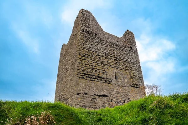 Замок Россле в Иски-Пье в графстве Слайго - Республика Ирландия. — стоковое фото