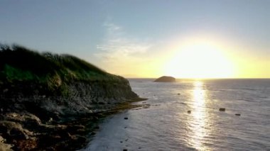 Donegal, İrlanda 'da Mountcharles' ın güzel kartallar yuvası..