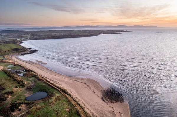 Aerial view of the Inver bay and beach in County Donegal - Ireland. — Stock Photo, Image