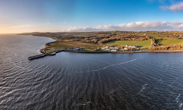 De pier in Mountcharles in county Donegal - Ierland. — Stockfoto