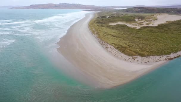 Donegal, İrlanda 'da Lettermacaward' ın Dooey plajı. — Stok video