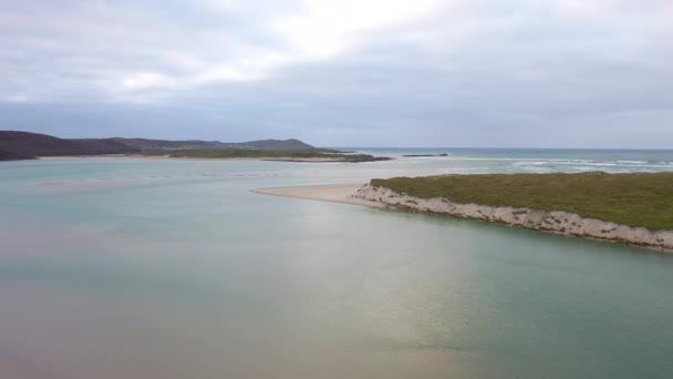 Donegal, İrlanda 'da Lettermacaward' ın Dooey plajı. — Stok video