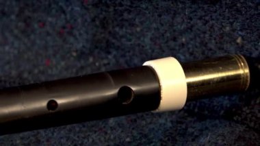 Geleneksel İrlanda Uilleann boruları, gayda, İrlanda tüvit üzerinde