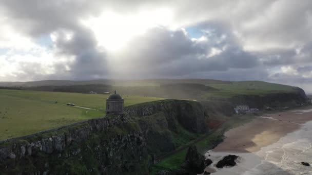 Vista aerea Spiaggia in discesa nella contea di Londonderry in Irlanda del Nord — Video Stock