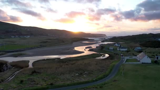 Aerial view of Glen Bay in Glencolumbkille in County Donegal, Republic of Irleand — Stock Video