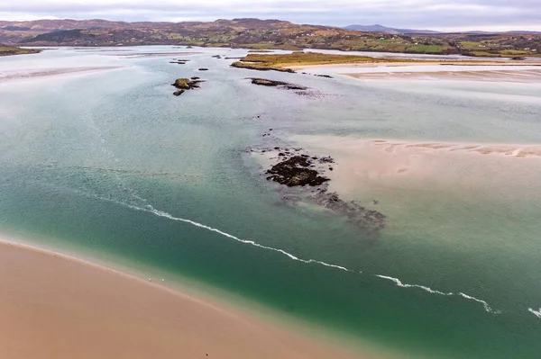 Gweebarra Bay mellan Lettermacaward och Portnoo i grevskapet Donegal - Irland — Stockfoto