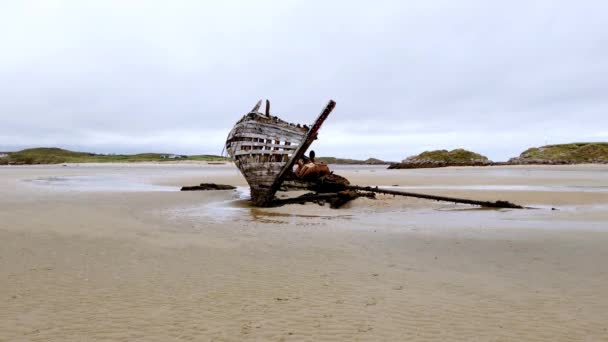 Hajótörés nevű Bad Eddie County Donegal, Írország — Stock videók