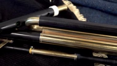 Geleneksel İrlanda Uilleann boruları, gayda, İrlanda tüvit üzerinde