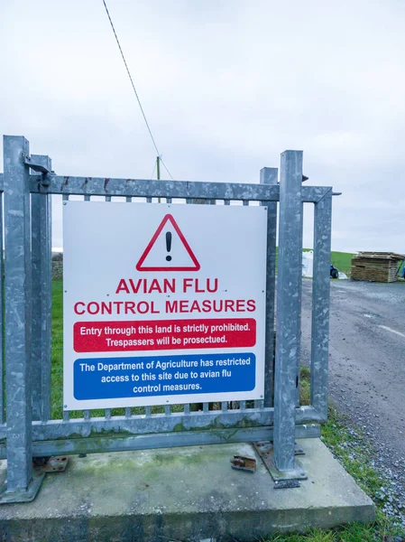 Ballyshannon, grevskapet Donegal, Irland: Signalvarning för aviär influensa — Stockfoto