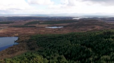 Killybegs, İrlanda - 13 Ekim 2021 Killybegs İrlanda 'daki en önemli balıkçılık limanıdır.