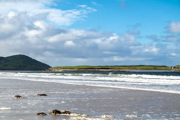 Inishkeel szigete Donegal megyében, Írországban, Narin strandtól nézve — Stock Fotó