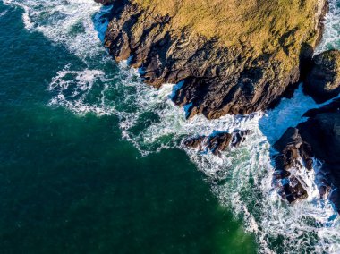 Donegal, İrlanda 'daki Kilcar' ın güzel sahil manzarası.