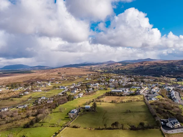 Vista aérea de Ardara no condado de Donegal - Irlanda — Fotografia de Stock
