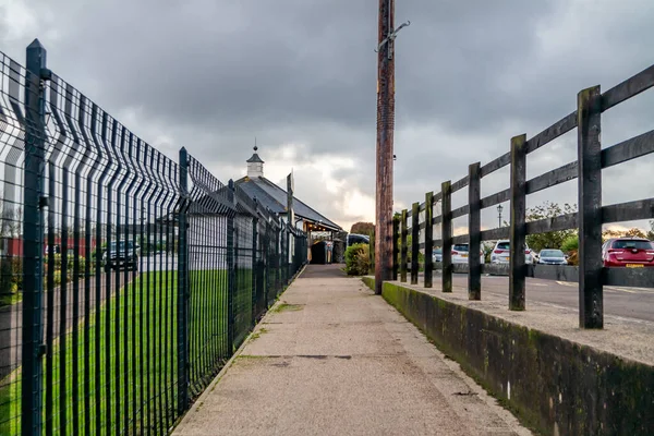 Bushmills, Irlanda do Norte - 24 de novembro de 2021: A destilaria Bushmills está produzindo mas fechada durante a pandemia de Covid 19 — Fotografia de Stock