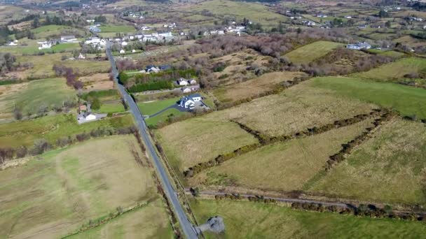 Vista aérea de Frosses no Condado de Donegal - Irlanda. — Vídeo de Stock