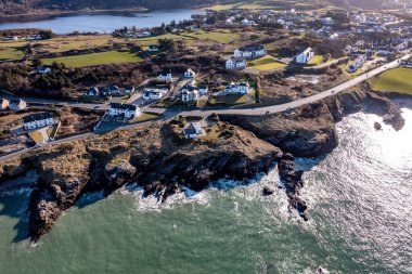 Donegal, İrlanda 'nın Portnablagh şehrindeki sahil manzarası.