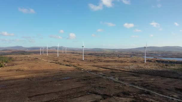 Letecký Pohled Bonny Glen Větrnou Farmu Loughderryduff Mezi Městy Ardara — Stock video