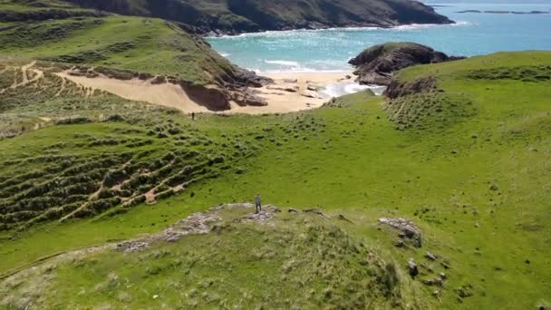 Widok Lotu Ptaka Plażę Murder Hole Oficjalnie Zwaną Boyeghether Bay — Wideo stockowe