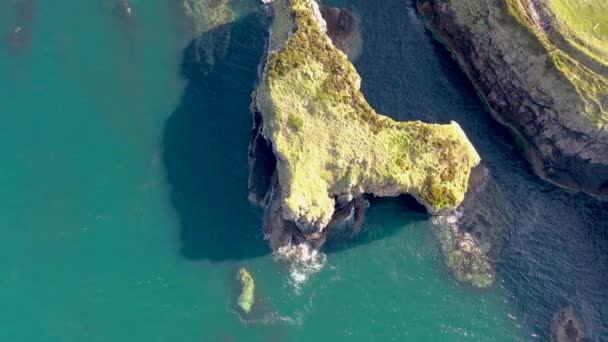 Vista Aérea Del Gran Arco Del Mar Pollet Península Fanad — Vídeo de stock