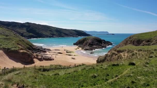 Vista Aérea Playa Murder Hole Oficialmente Llamada Boyeghether Bay Condado — Vídeo de stock