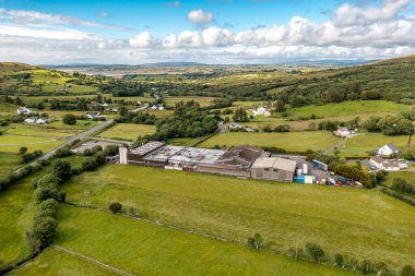 ARDARA, COUNTY DONEGAL, IRELAND - Gallagher 'ların fırını Donegal tepelerinde glütensiz ürünler üretiyor.