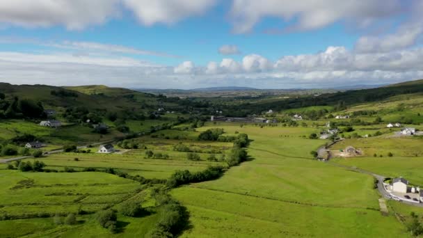 Ardara County Donegal Ireland Пекарня Gallaghers Производит Продукты Глютена Холмах — стоковое видео