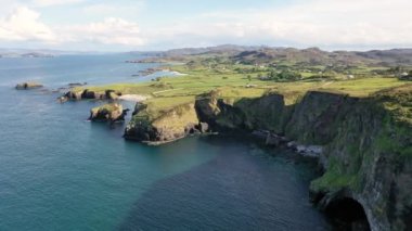 Büyük Pollet Deniz Kemeri, Fanad Yarımadası, Donegal İlçesi, İrlanda Havadan Görünümü.