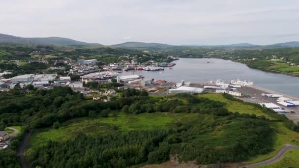 Killybegs Ireland July 2022 Killybegs Most Important Fishing Harbour Ireland — стоковое видео