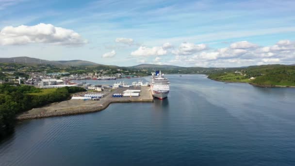 Huge Cruise Ship Visiting Killybegs Harbour County Donegal Ireland — 图库视频影像