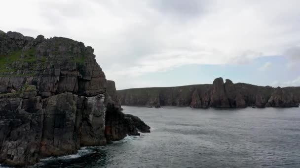 Cliffs Sea Stacks Port Challa Tory Island County Donegal Ireland – stockvideo