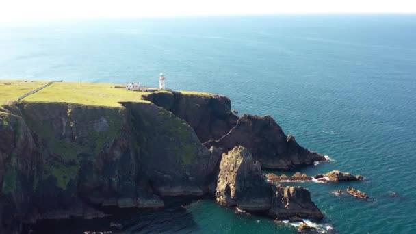 Vista Aérea Del Faro Isla Arranmore Condado Donegal Irlanda — Vídeo de stock