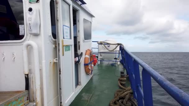 Magheraroarty County Donegal Ireland August 2022 Ferry Driving Rough Sea — Video Stock
