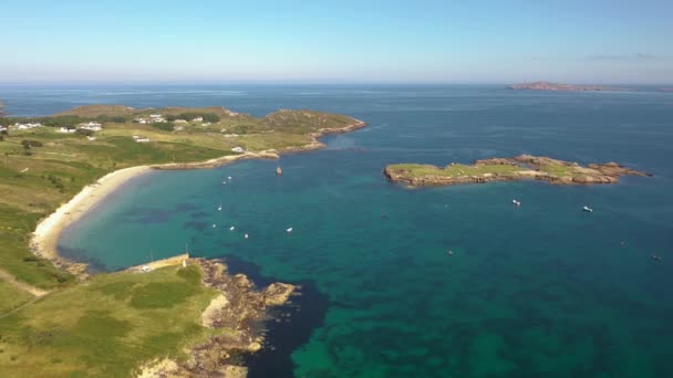 Vue Aérienne Île Calf Baie Embarcation Sauvetage Sur Île Arranmore — Video