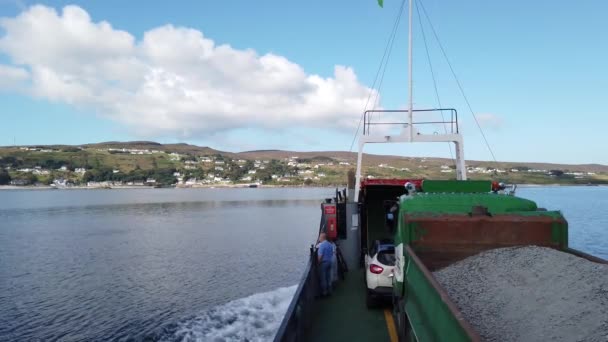 Arranmore Condado Donegal Irlanda Agosto 2022 Ferry Rojo Arranmore Entre — Vídeos de Stock