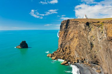 Cape Dyrholaey 'deki deniz feneri.