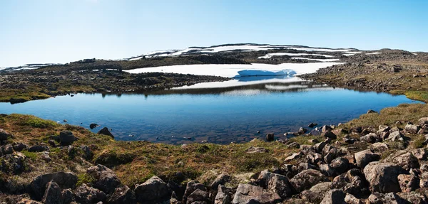 Bergsee — Stockfoto