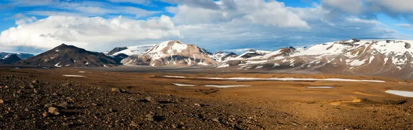 Montagnes sur l'Islande — Photo